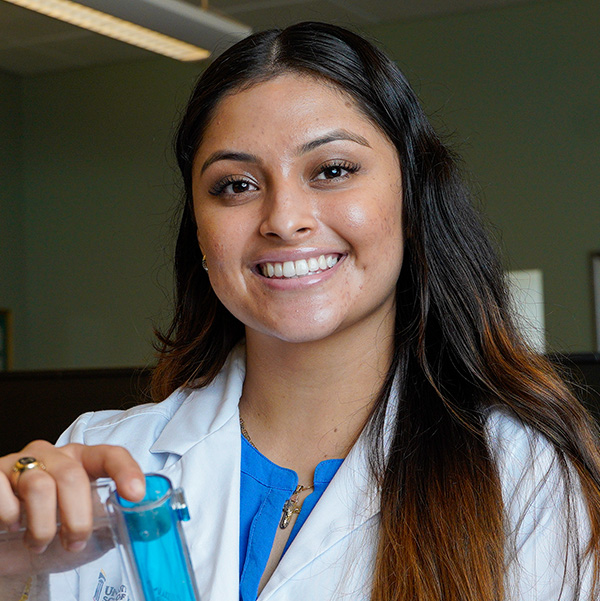 A PharmD student in the community lab.